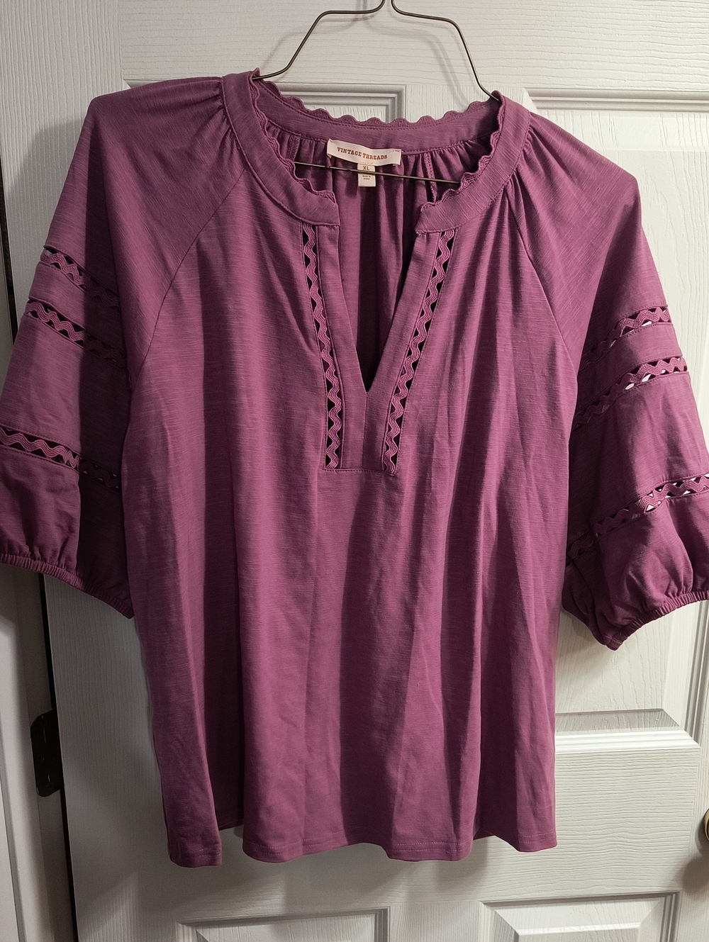 Vintage Threads Women’s Mauve Embroidered Peasant Top